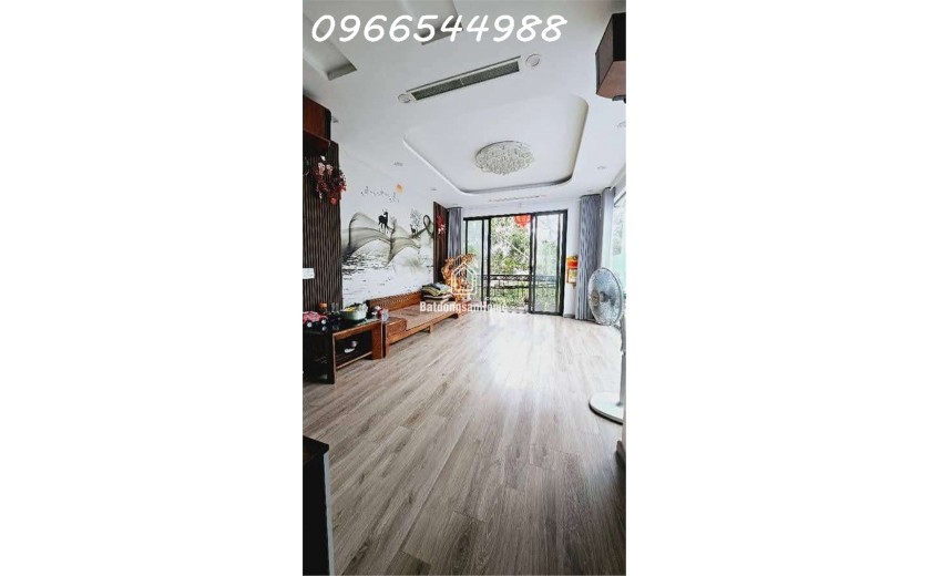 BÁN NHÀ 5 TẦNG THANG MÁY - LÔ GÓC 3 MẶT THOÁNG - PHỐ HUỲNH TẤN PHÁT, LONG BIÊN